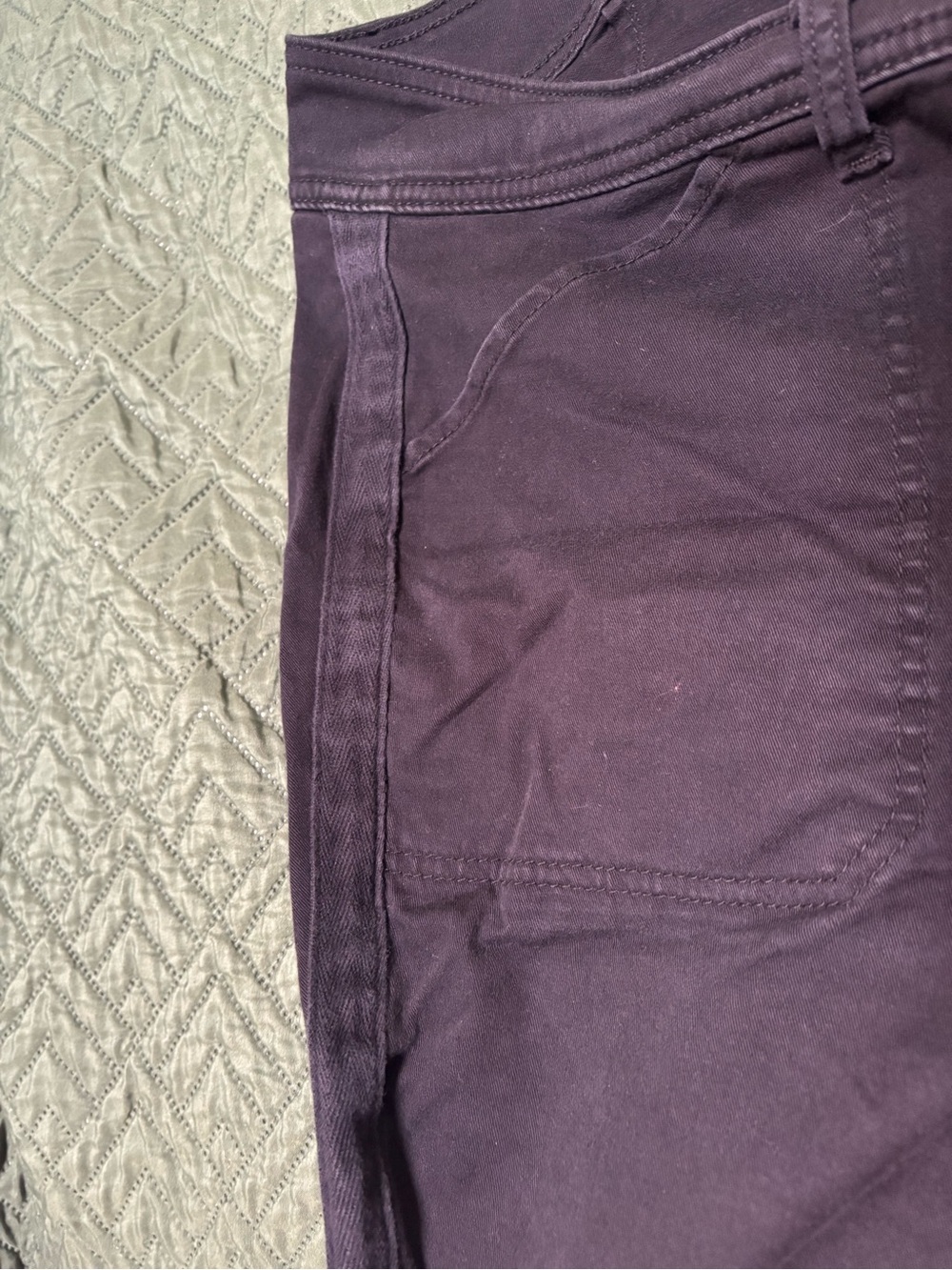 torrid black Cropped Tapered Ankle Pants - Picture 3 of 4